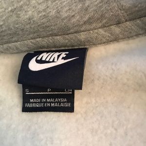 Nike kids hooded sweatshirt size small (8)